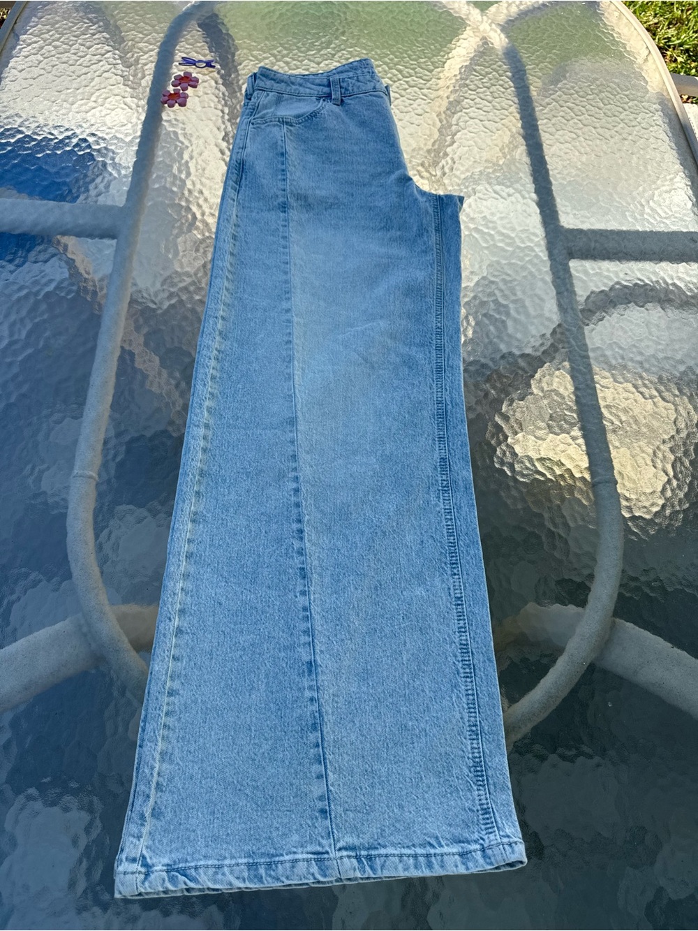 🩵🤍Low Rise Extra Baggy Jeans No Boundaries Light Acid Wash NWT Size 6 - Picture 6 of 16